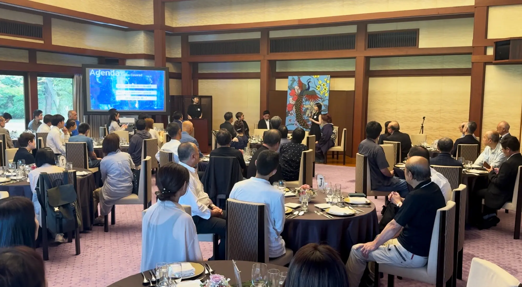 アートお披露目式の様子。